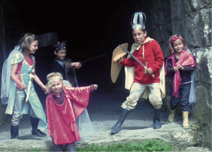 petits chevaliers et damoiselles